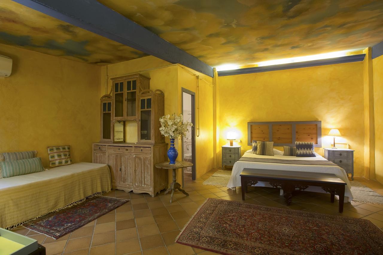 פרטלדה Hostal Blau מראה חיצוני תמונה
