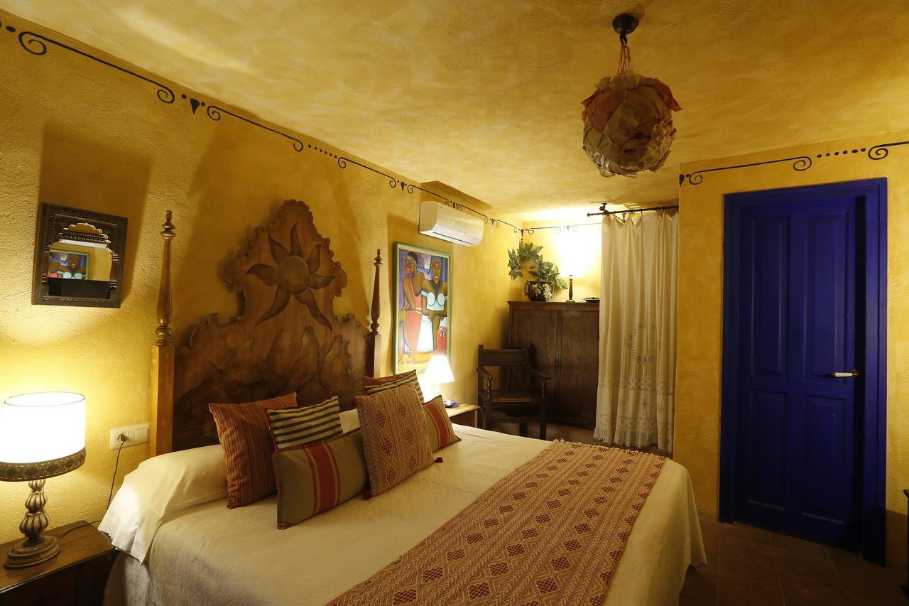 פרטלדה Hostal Blau מראה חיצוני תמונה