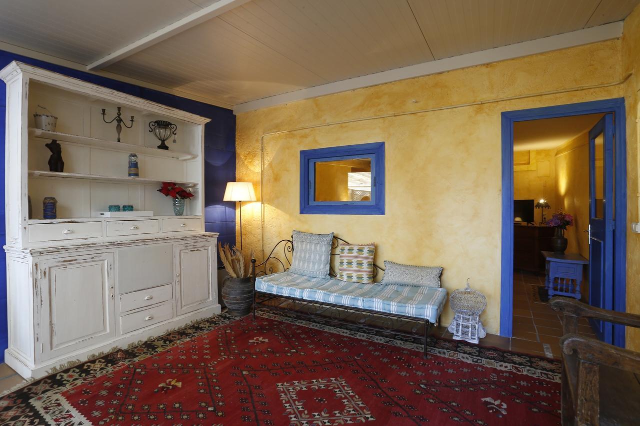פרטלדה Hostal Blau מראה חיצוני תמונה